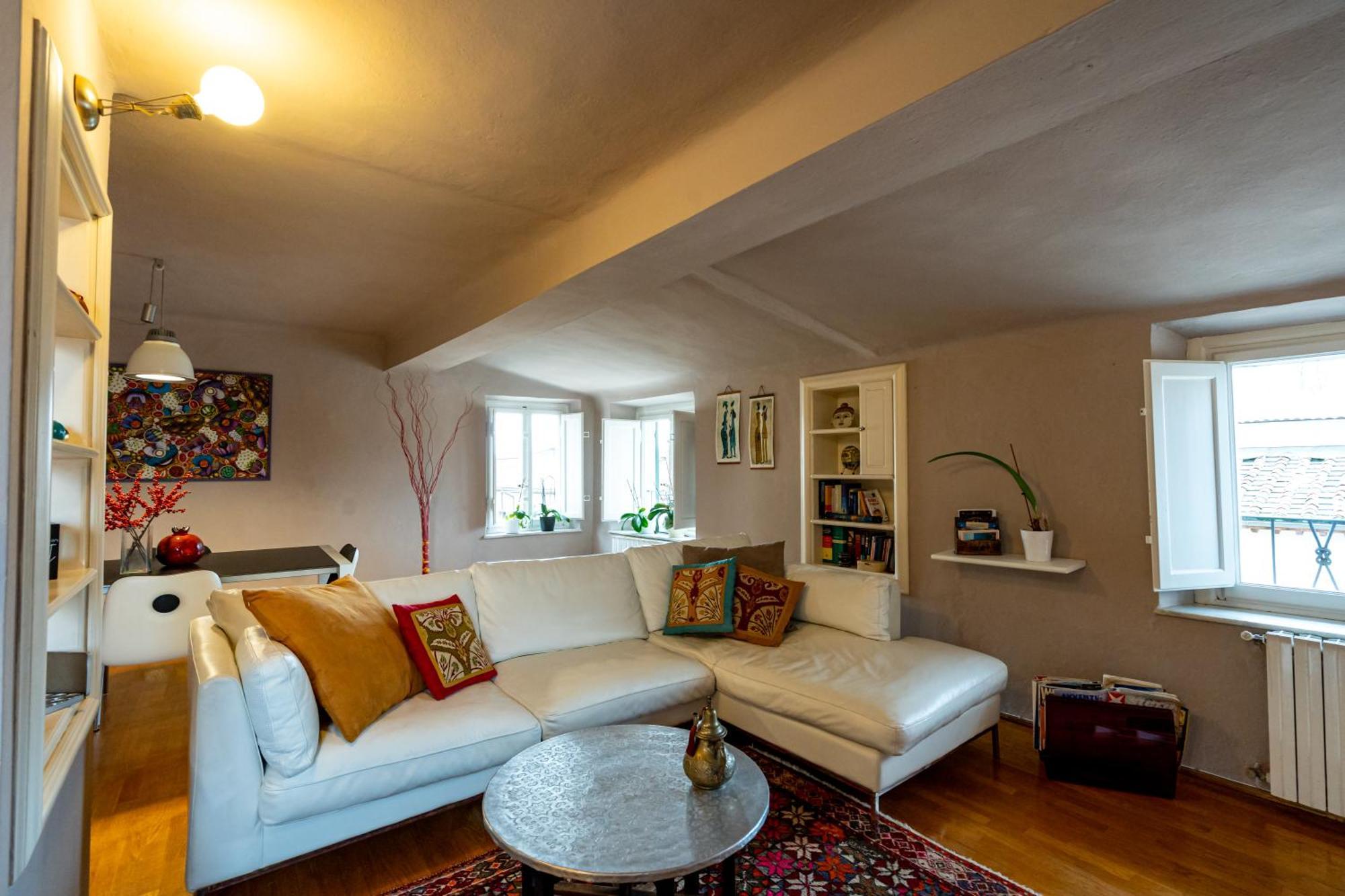 Cozy Apartment With A View On The City Walls ルッカ エクステリア 写真